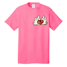 Load image into Gallery viewer, T-Shirt: Showing Love